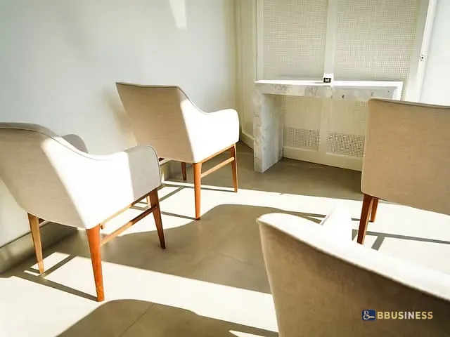 Apartamento 1 quarto e 1 banheiro, à venda, no bairro Três Figueiras em Porto Alegre