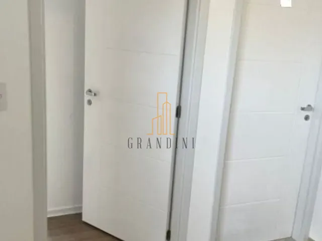 Apartamento 2 quartos e 2 banheiros, à venda, no bairro Parque das Nações em Santo André