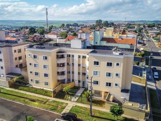 Apartamento com 101m² 3 quartos e 2 banheiros, à venda, no bairro Uvaranas em Ponta Grossa