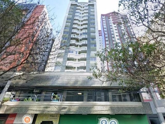 Apartamento 1 quarto e 1 banheiro, para alugar, no bairro Centro em Curitiba