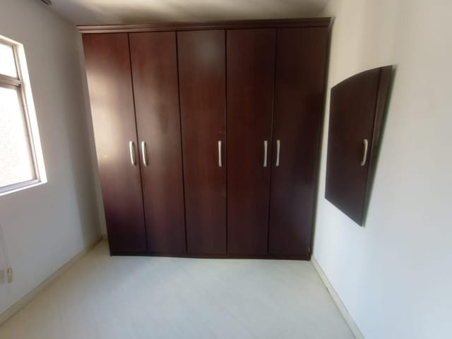 Apartamento 1 quarto e 1 banheiro, para alugar, no bairro Centro em Curitiba