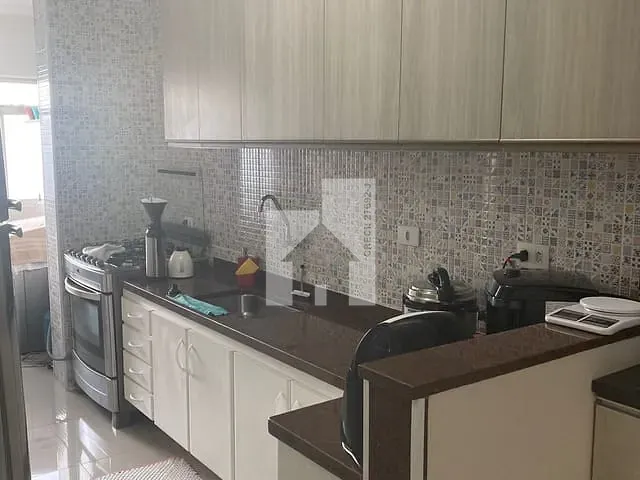 Apartamento 3 quartos e 2 banheiros, à venda, no bairro Anhangabaú em Avenida Carlos Salles Block