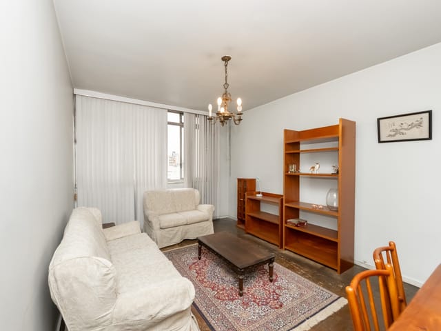 Foto do Apartamento - Apartamento tipo para venda em Pinheiros com 3 quartos, sendo 1 suíte, 120m² | Lares e Andares Imóveis