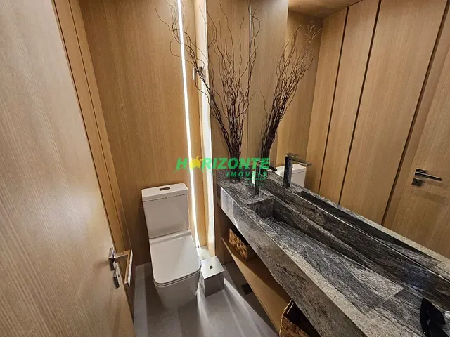 Apartamento com 191m² 3 quartos e 4 banheiros, à venda, no bairro Urbanova em São José dos Campos