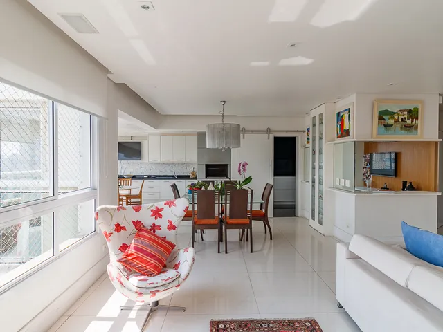 Foto do Apartamento - Apartamento para venda em Morumbi com 4 quartos, sendo 3 suítes, 185m² | Lares e Andares Imóveis