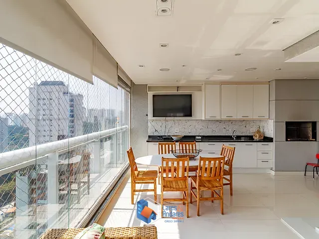 Apartamento com 185m² 4 quartos e 6 banheiros, à venda, no bairro Morumbi em São Paulo