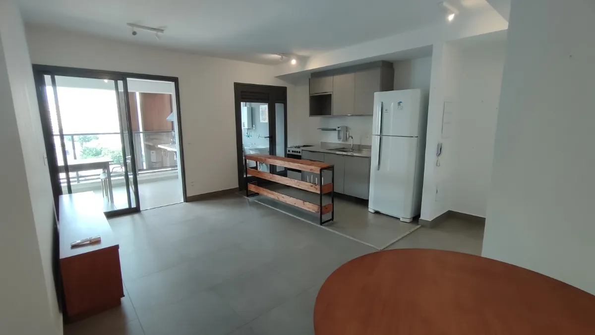 Apartamento para locação em Pinheiros com 3 quartos, sendo 1 suíte, 86m²