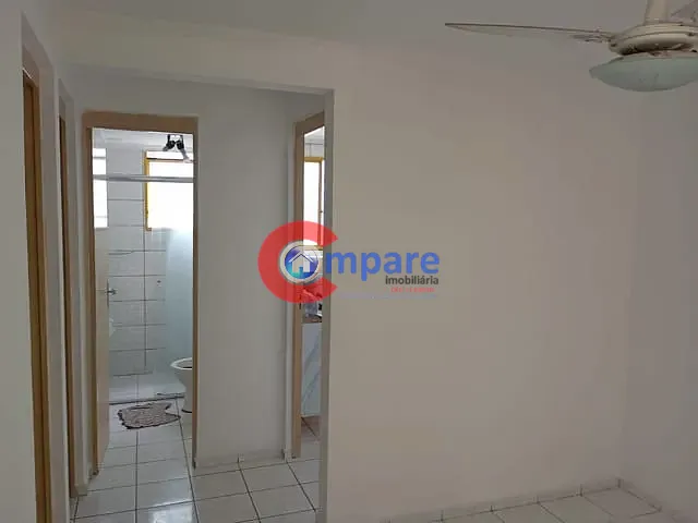 Apartamento 2 quartos e 1 banheiro, à venda, no bairro Cidade Tupinambá em Guarulhos