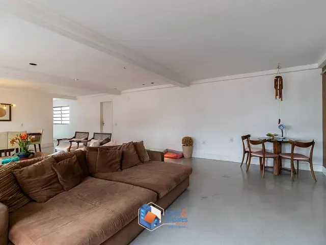 Apartamento com 180m² 2 quartos e 3 banheiros, à venda, no bairro Vila Nova Conceição em São Paulo