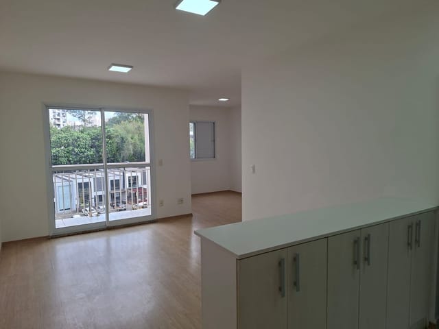 Apartamento com 67m² 2 quartos e 1 banheiro, para alugar, no bairro Vila Andrade em São Paulo