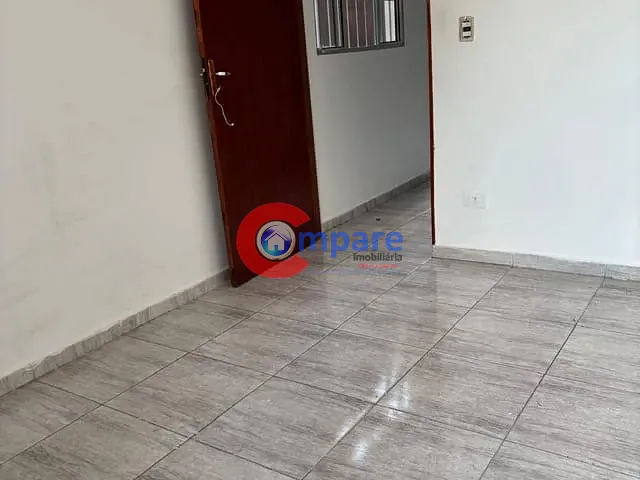 Apartamento 1 quarto e 1 banheiro, para alugar, no bairro Parque Continental II em Guarulhos