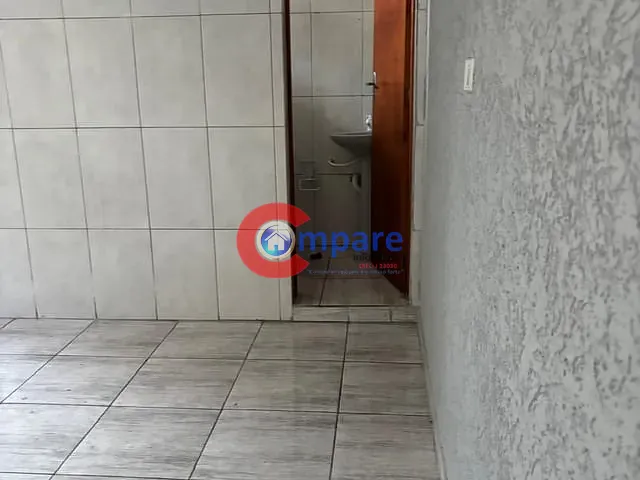 Apartamento 1 quarto e 1 banheiro, para alugar, no bairro Parque Continental II em Guarulhos