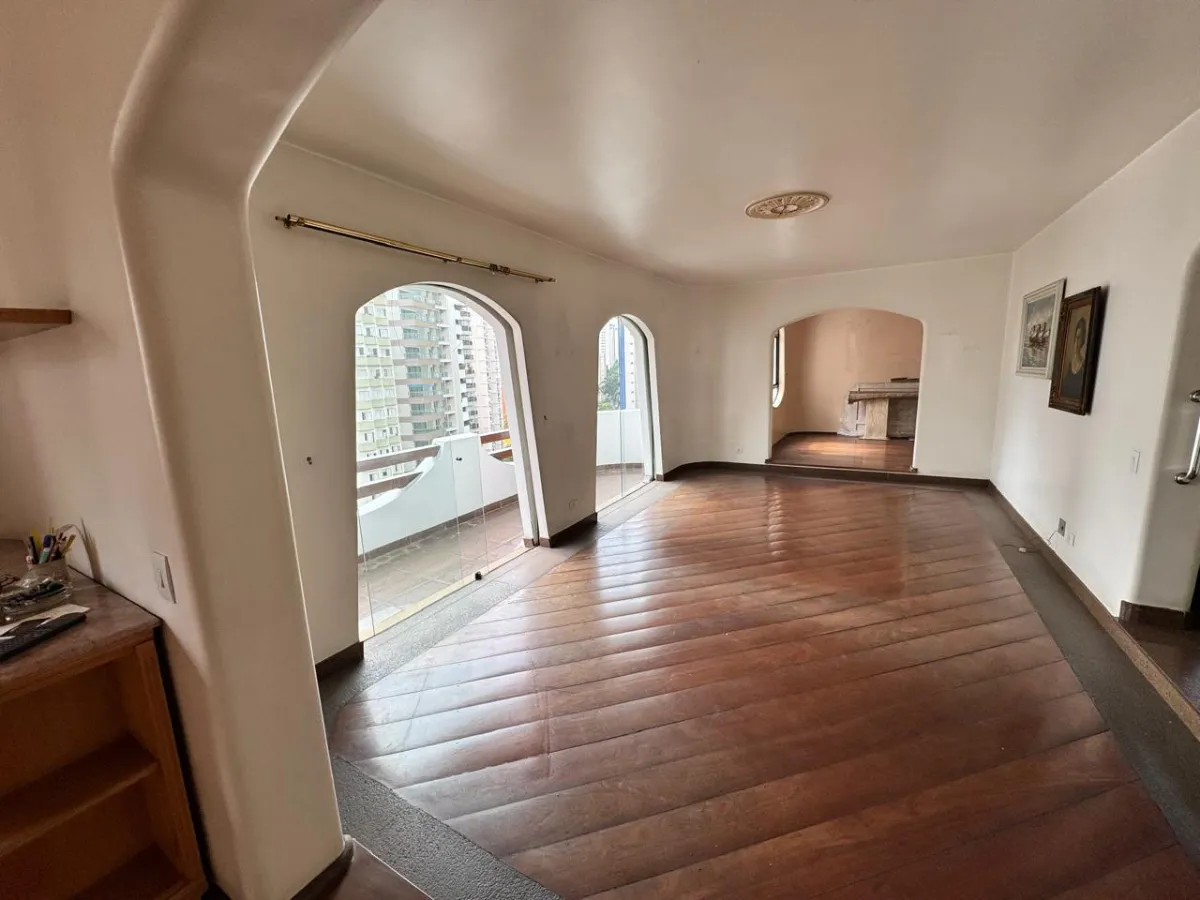 Apartamento para venda em Brooklin Paulista com 4 quartos, sendo 2 suítes, 217m²