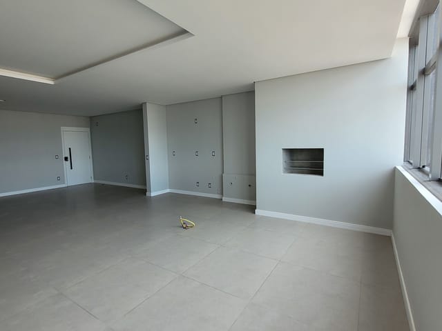 Apartamento com 268m² 3 quartos e 4 banheiros, à venda, no bairro Jardim Carvalho em Ponta Grossa