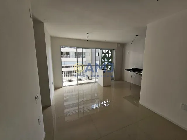 Apartamento 2 quartos e 2 banheiros, à venda, no bairro Setor Bueno em Goiânia