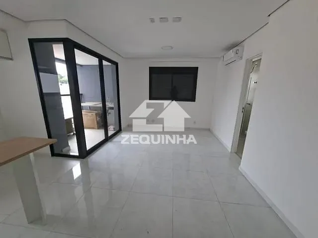 Apartamento com 35m² 1 quarto e 1 banheiro, para alugar, no bairro Km 18 em Osasco