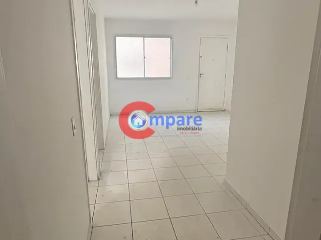 Apartamento 2 quartos e 1 banheiro, para alugar, no bairro Vila Alzira em Guarulhos