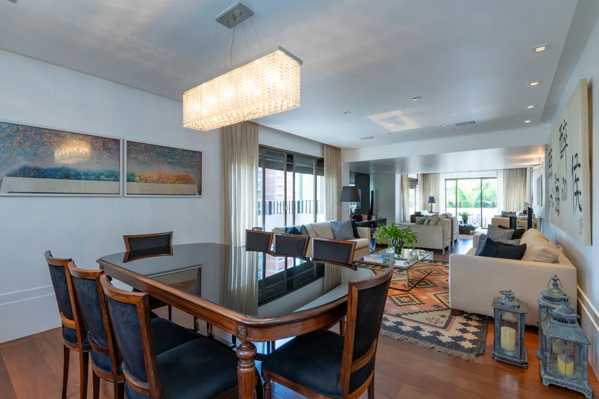 Apartamento para venda em Vila Morumbi com 3 quartos, sendo 2 suítes, 271m²