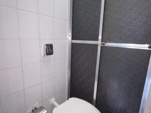 Apartamento 1 quarto e 1 banheiro, para alugar, no bairro Centro em Curitiba