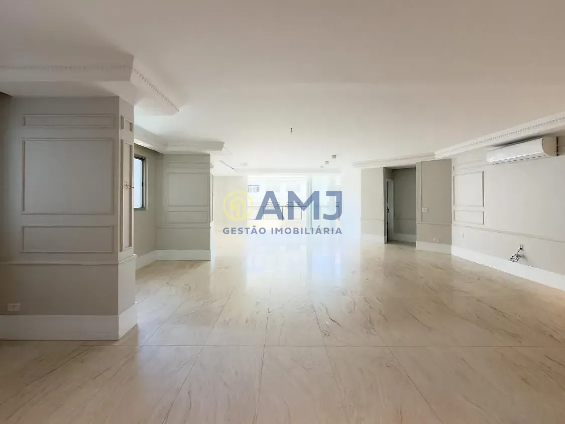 Apartamento, 4 quartos, 232 m² - Foto 2