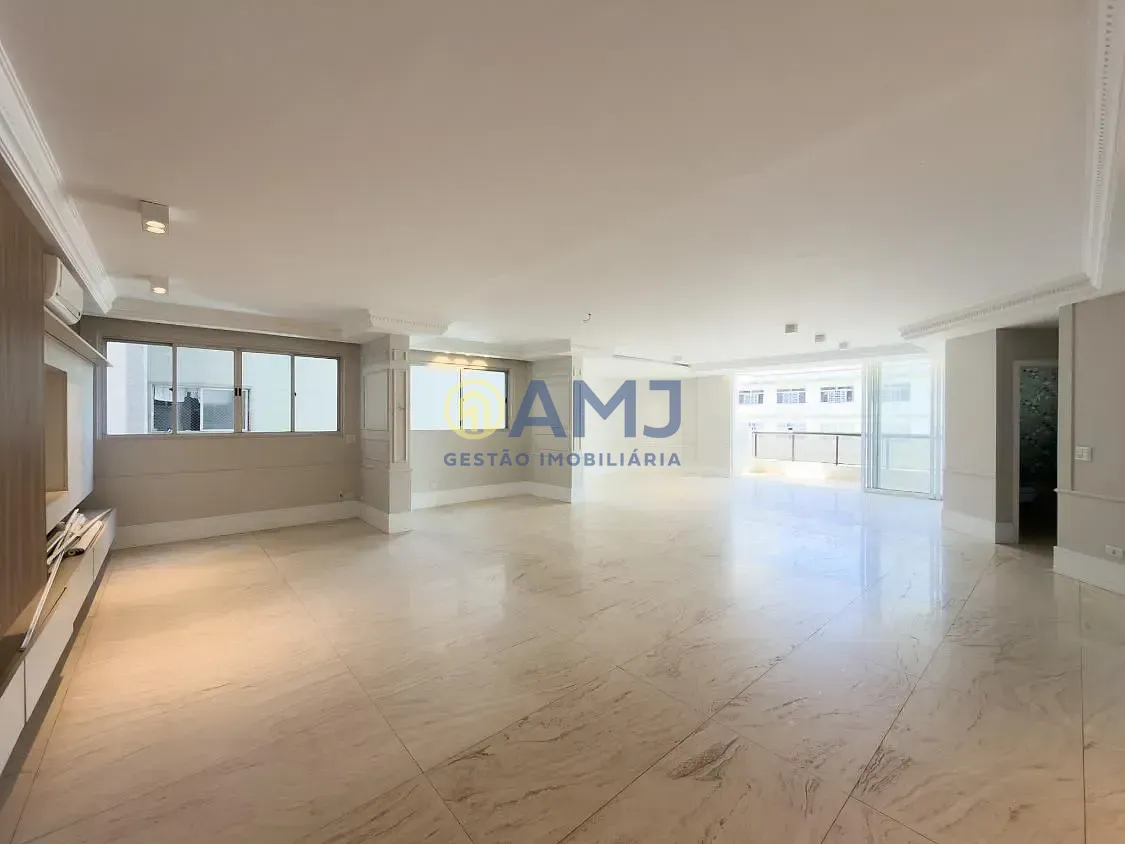 Apartamento, 4 quartos, 232 m² - Foto 1