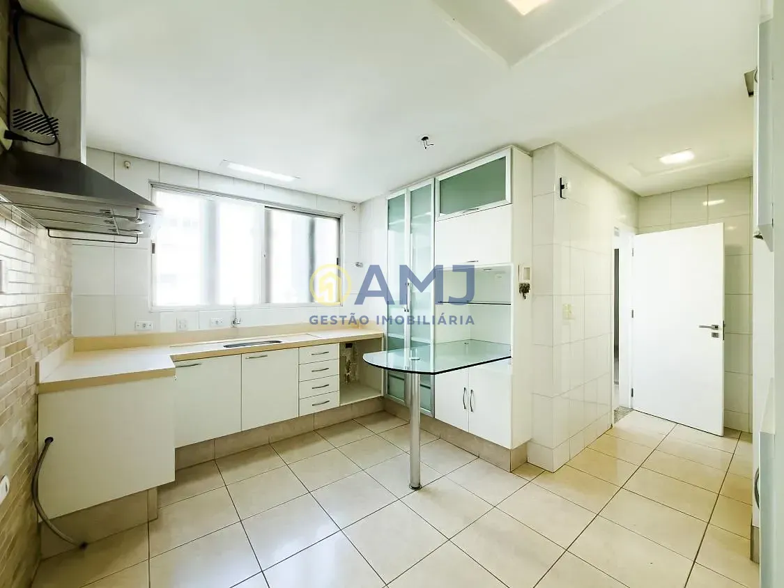 Apartamento, 4 quartos, 232 m² - Foto 4