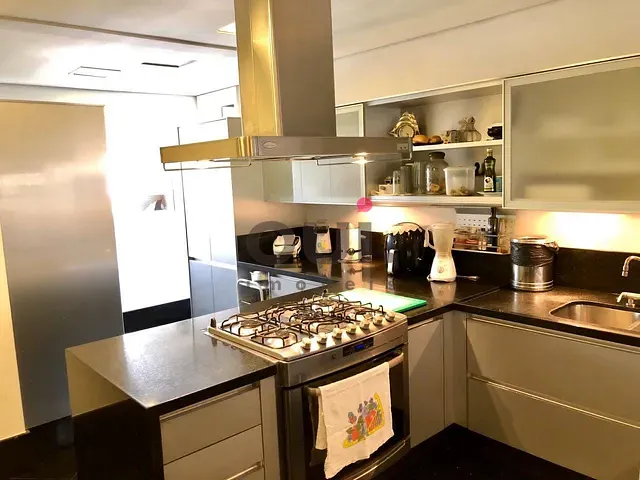 Apartamento 3 quartos e 5 banheiros, à venda, no bairro Vila Nova Conceição em São Paulo