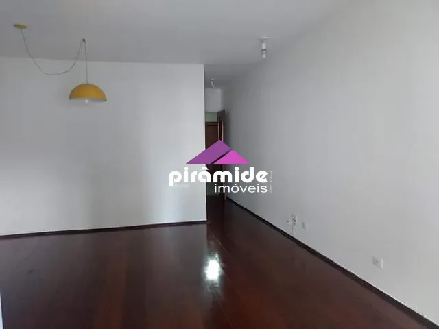 Apartamento com 90m² 3 quartos e 3 banheiros, para alugar, no bairro Centro em Rua Euclides Miragaia