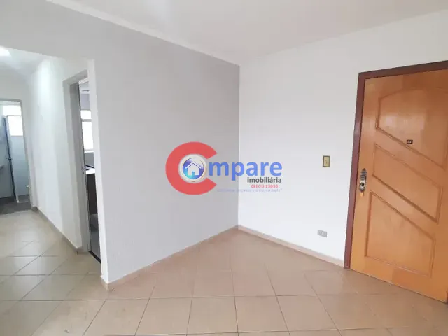 Apartamento com 50m² 2 quartos e 1 banheiro, para alugar, no bairro Vila das Bandeiras em Guarulhos