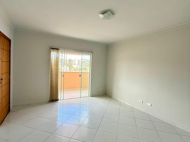 Apartamento com 72m² 2 quartos e 2 banheiros, à venda, no bairro Centro em Ponta Grossa