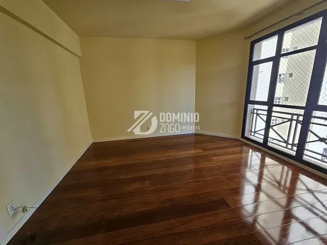 Apartamento com 291m² 3 quartos e 4 banheiros, à venda, no bairro Mercês em Uberaba