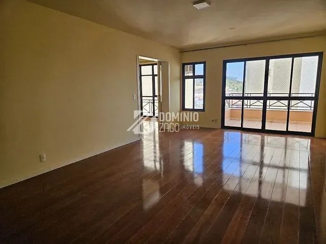 Apartamento com 291m² 3 quartos e 4 banheiros, à venda, no bairro Mercês em Uberaba