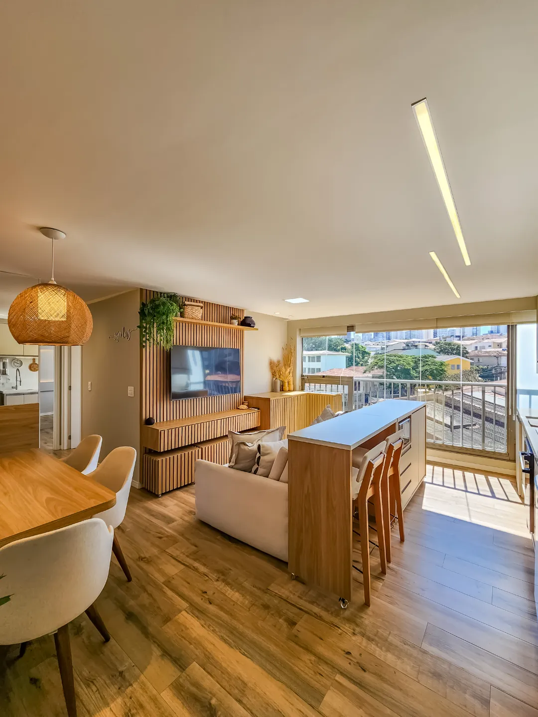 Apartamento para venda em Chácara Inglesa com 2 quartos, sendo 1 suíte, 58m²