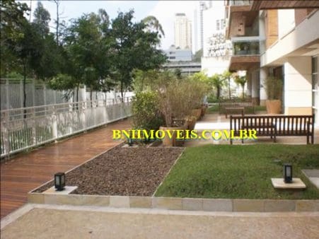 Apartamento para alugar com 3 quartos, 145m² - Foto 16