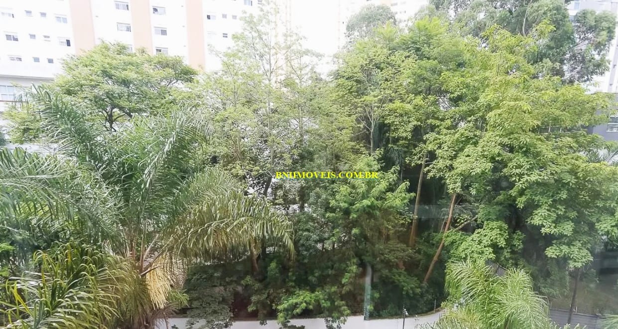 Apartamento para alugar com 3 quartos, 145m² - Foto 2