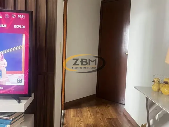 Apartamento com 79m² 2 quartos e 1 banheiro, à venda, no bairro Vitória em Londrina