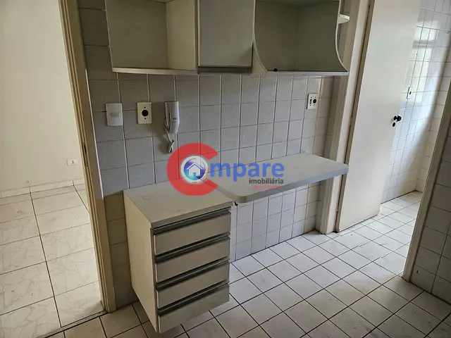 Apartamento 2 quartos e 1 banheiro, para alugar, no bairro Vila Galvão em Guarulhos