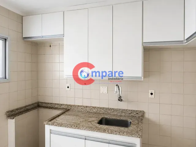 Apartamento 2 quartos e 1 banheiro, para alugar, no bairro Vila Galvão em Guarulhos