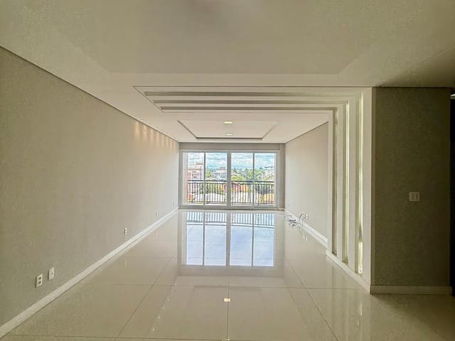 Apartamento com 255m² 3 quartos e 5 banheiros, à venda, no bairro Jardim Carvalho em Ponta Grossa