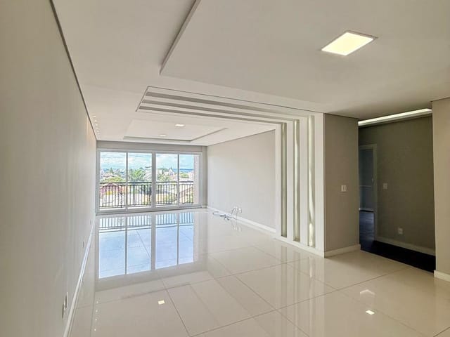 Apartamento com 255m² 3 quartos e 5 banheiros, à venda, no bairro Jardim Carvalho em Ponta Grossa