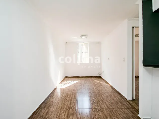 Apartamento 2 quartos e 1 banheiro, para alugar, no bairro Cohab V em Carapicuíba