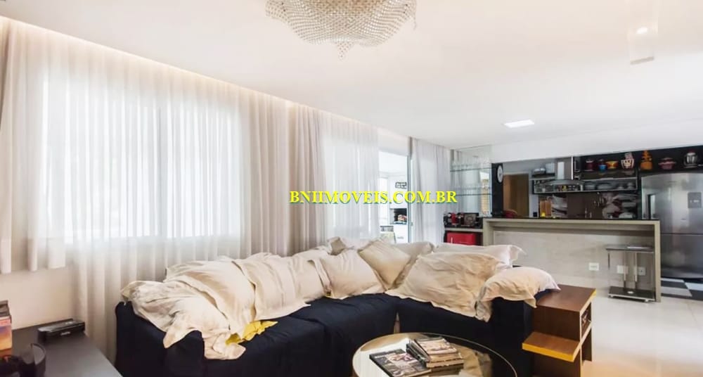 Apartamento para alugar com 3 quartos, 140m² - Foto 3