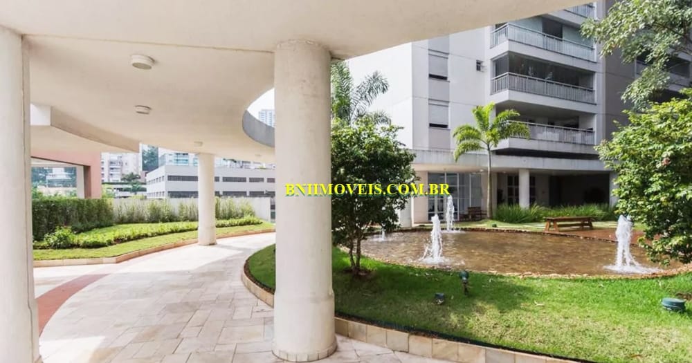 Apartamento para alugar com 3 quartos, 140m² - Foto 1
