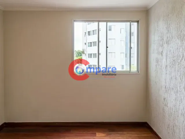 Apartamento 2 quartos e 1 banheiro, para alugar, no bairro Picanço em Guarulhos