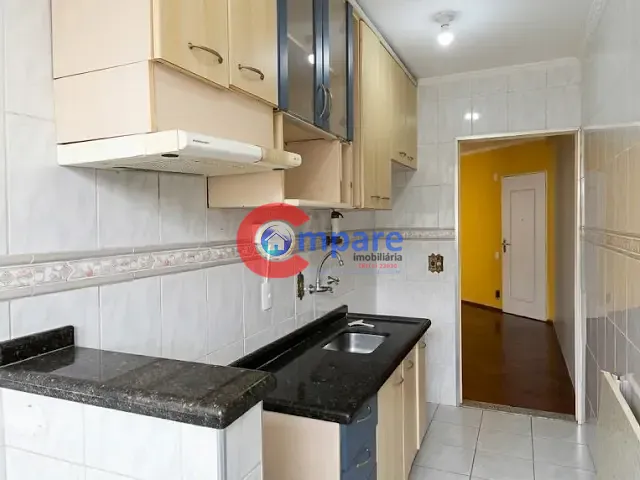Apartamento 2 quartos e 1 banheiro, para alugar, no bairro Picanço em Guarulhos