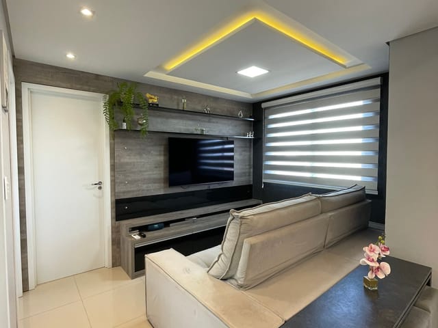 Apartamento com 68m² 2 quartos e 1 banheiro, à venda, no bairro Colônia Dona Luíza em Ponta Grossa