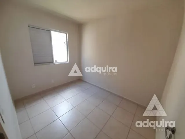 Apartamento 2 quartos e 1 banheiro, à venda, no bairro Uvaranas em Ponta Grossa