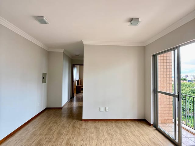 Apartamento com 66m² 2 quartos e 1 banheiro, à venda, no bairro Centro em Ponta Grossa