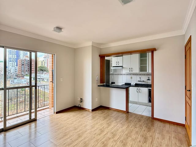 Apartamento com 66m² 2 quartos e 1 banheiro, à venda, no bairro Centro em Ponta Grossa