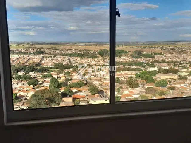Apartamento com 115m² 2 quartos e 2 banheiros, à venda, no bairro Conjunto Manoel Mendes em Uberaba